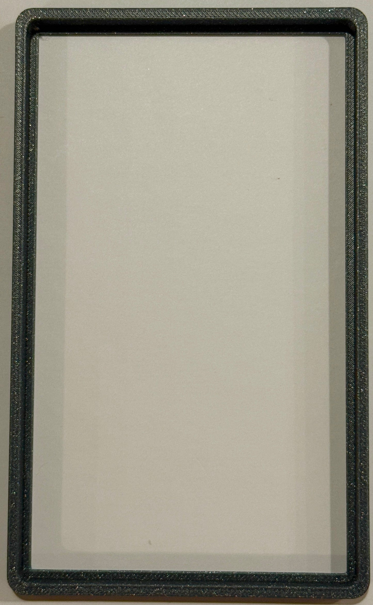 SPARKLY GREY GUARD